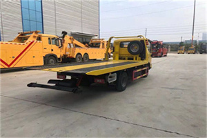 太谷非事故拖车