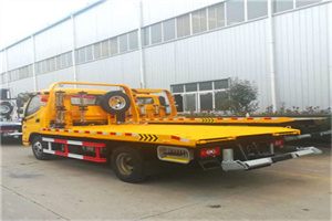 太谷附近拖车救援搭电