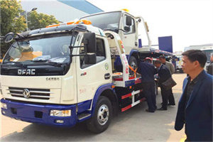太谷汽车道路救援拖车价格